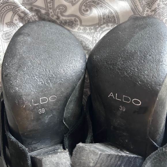 Aldo Ankle Boots - Picture 2 of 3